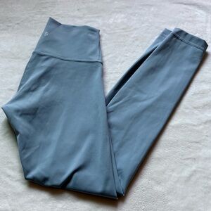 Lululemon High-Rise Leggings in Dusty Blue